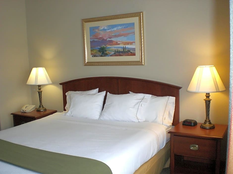 Holiday Inn Express- West Sacramento