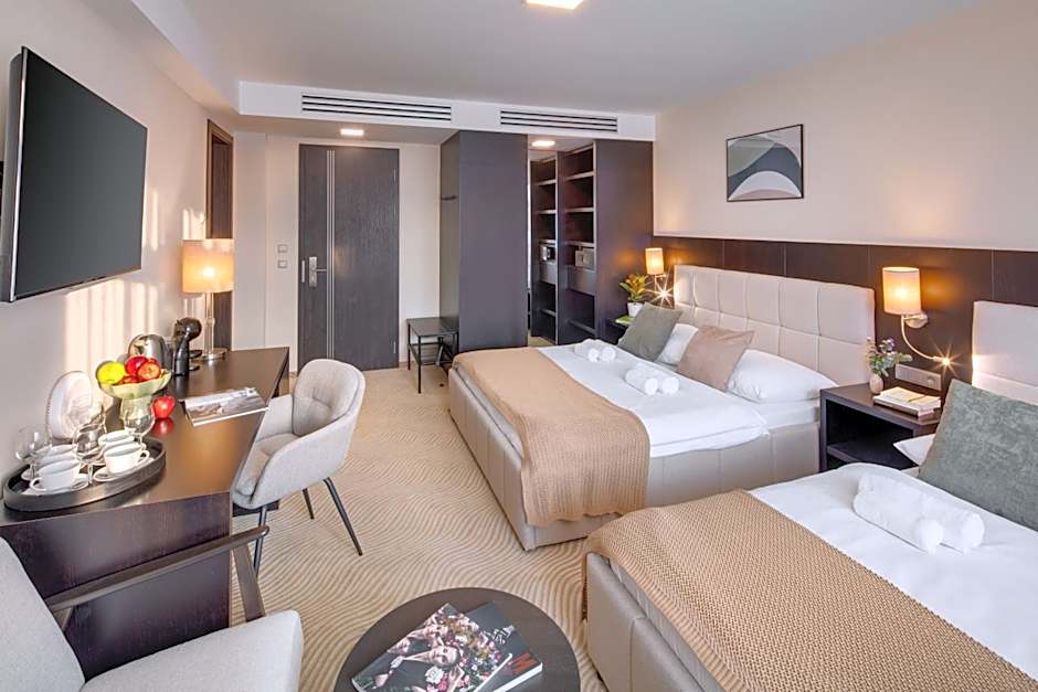 Wenceslas Hotel & Apartments