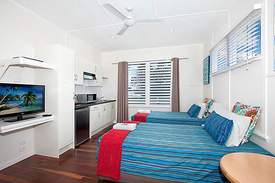 La Costa Beachside Motel