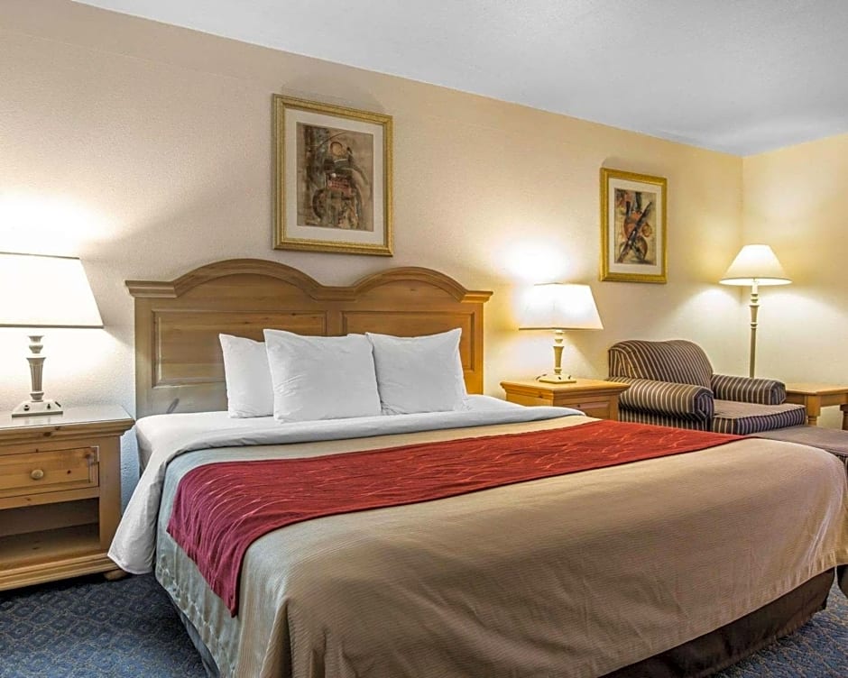 Comfort Inn & Suites Sequoia Kings Canyon - Three Rivers