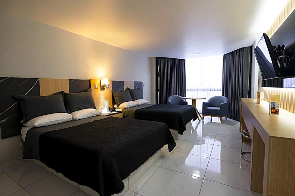 Hotel Real Plaza