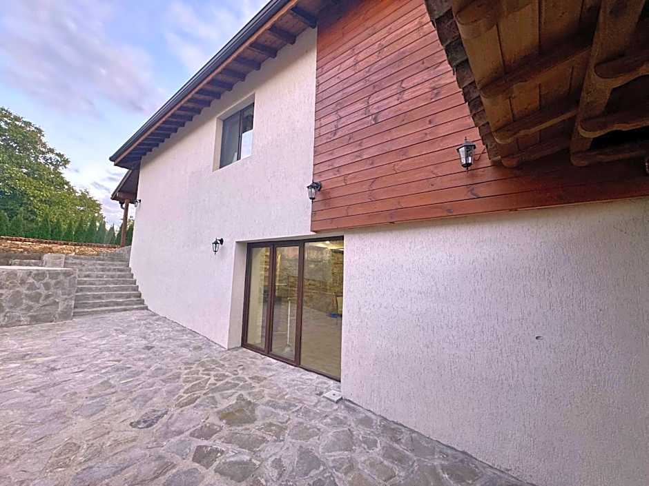 Петропавловската Къща