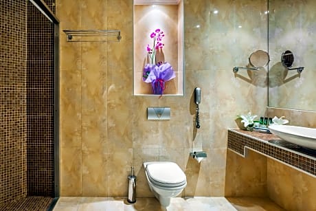 family suite garden view