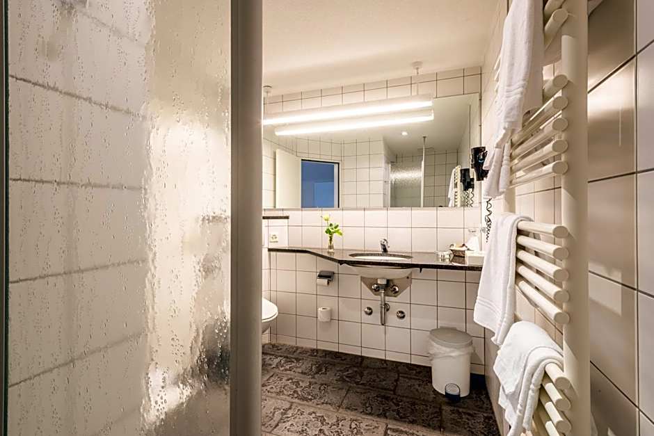 Gasthof Enge Self Check-In Hotel