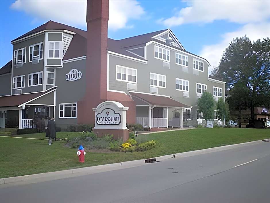 Ivy Court Inn and Suites