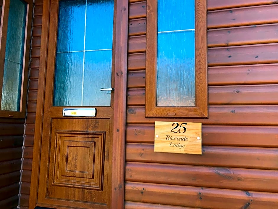 Grandeagles Extra large lodge