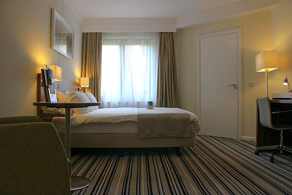 Holiday Inn Taunton By IHG