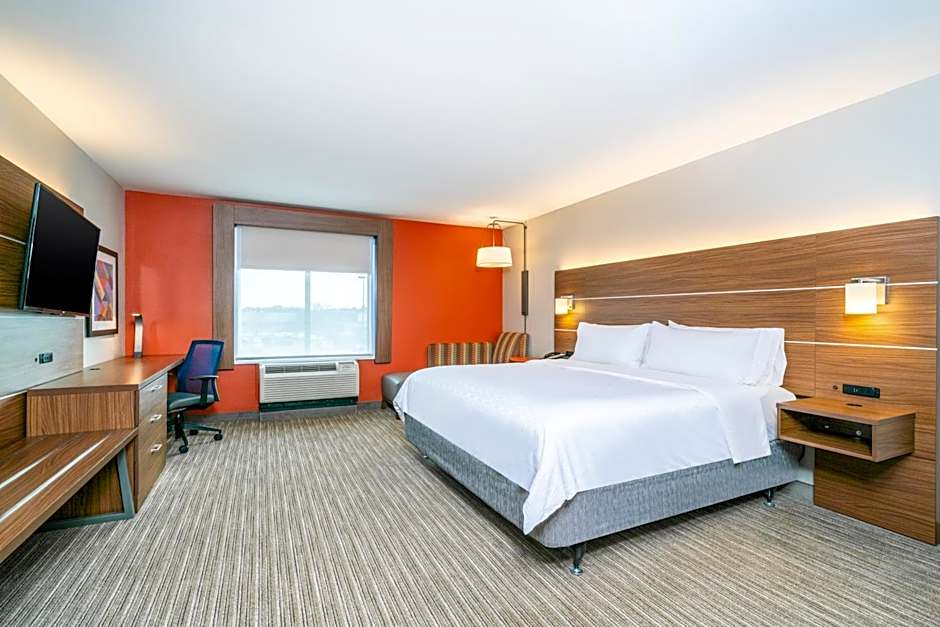 Holiday Inn Express Hotel & Suites Tappahannock By IHG