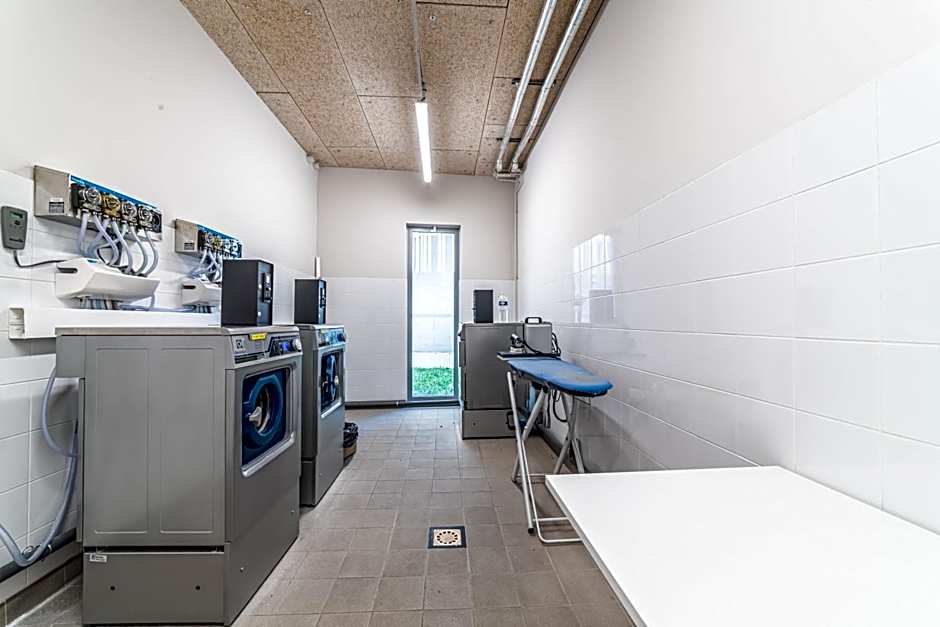 Break & Home Campus Condorcet - La Maison des chercheurs Appart'Hôtel