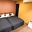 HOTEL LiVEMAX Mikawaanjo Ekimae