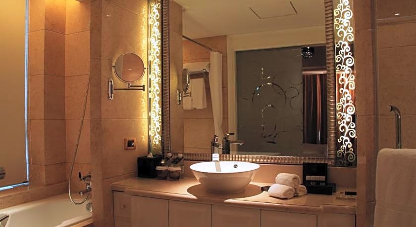 Wealthy Hotel Suzhou