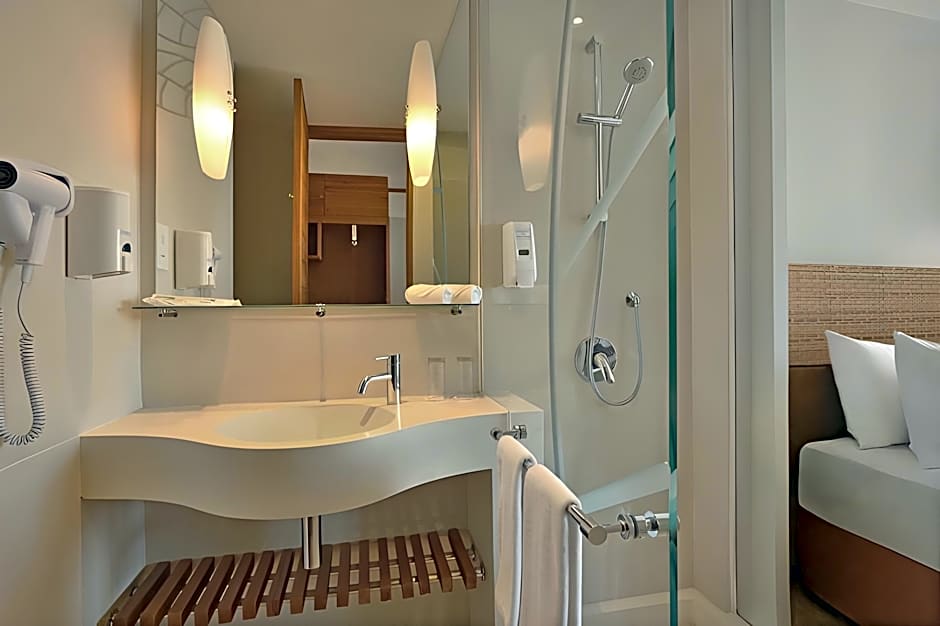 Diamond Hotel Kuta Bali