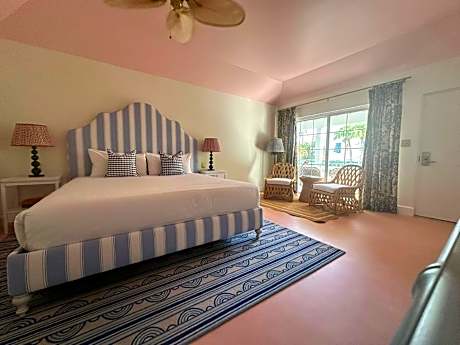 King Room with Pool View