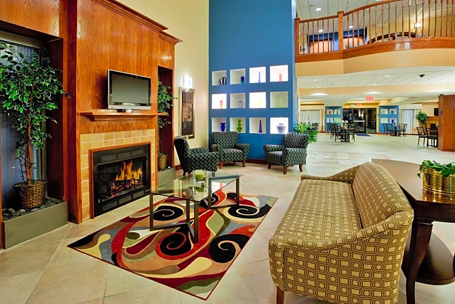 Holiday Inn Express Hotel & Suites Suffolk By IHG