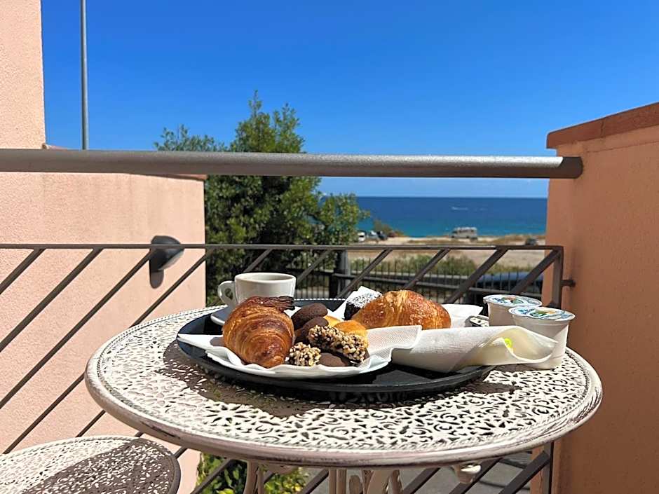 215 addaura luxury room