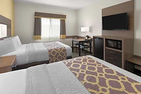 Queen Room with Two Queen Beds - Non-Smoking