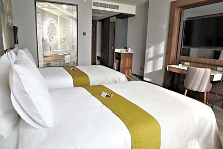 Deluxe Single Room