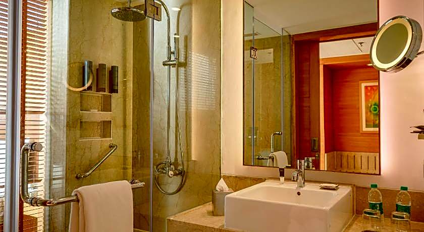 Courtyard by Marriott Gurugram Downtown