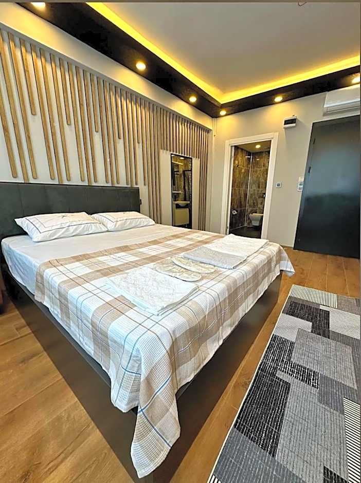 The Port Palace Hotel