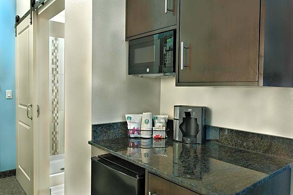 Oxford Suites Bellingham