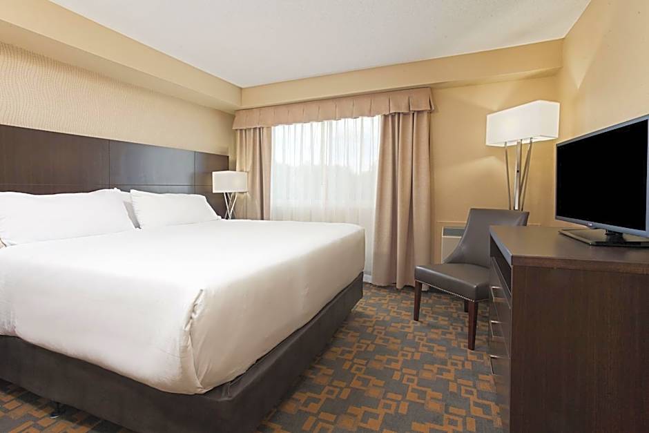 HOLIDAY INN EXPRESS & SUITES FREDERICTON By IHG