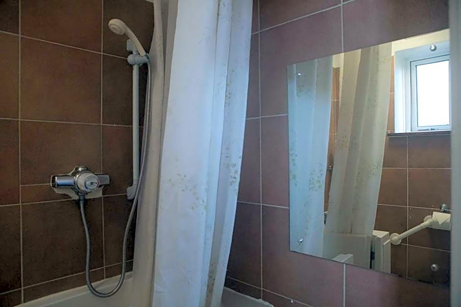 Cavell House Bed and Breakfast