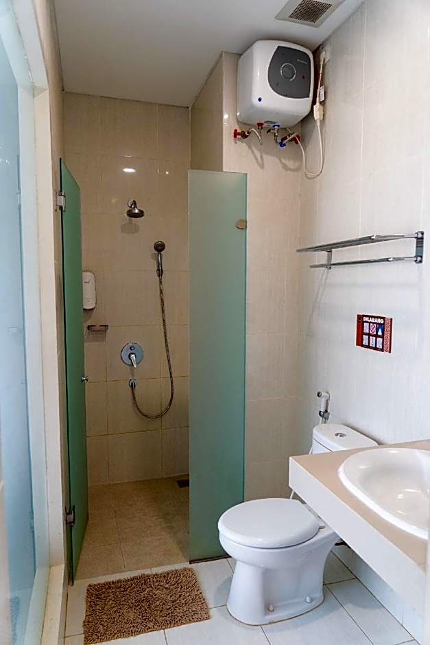 Miko Rooms and Capsules Hotel