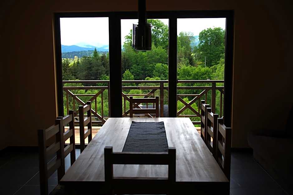 Szumny Dwór - pokoje z łazienkami