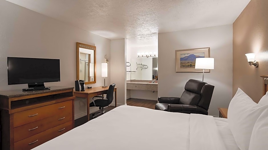SureStay Plus Hotel by Best Western Albuquerque I-40 Eubank