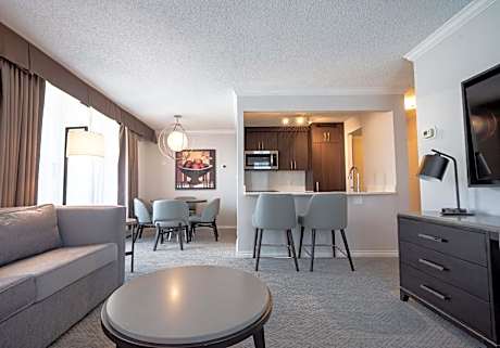 La Grande Residence at the Sutton Place Hotel