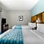 Best Western Plus Waller Hotel