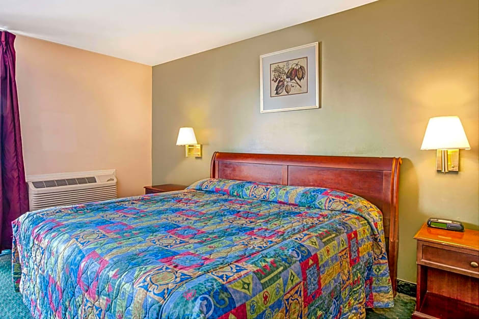 Knights Inn South Hackensack