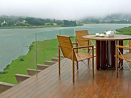 Tea Plant Nuwara Eliya Hotel