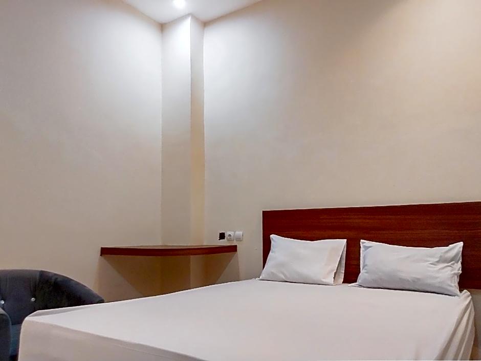 RedDoorz near Plaza Asia Tasikmalaya