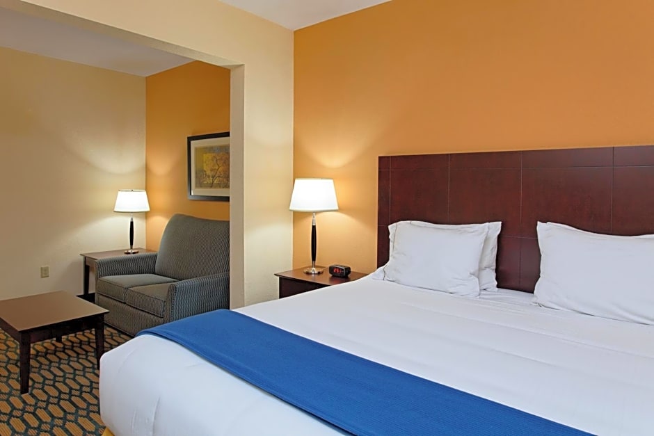 Holiday Inn Express - Andalusia, an IHG Hotel