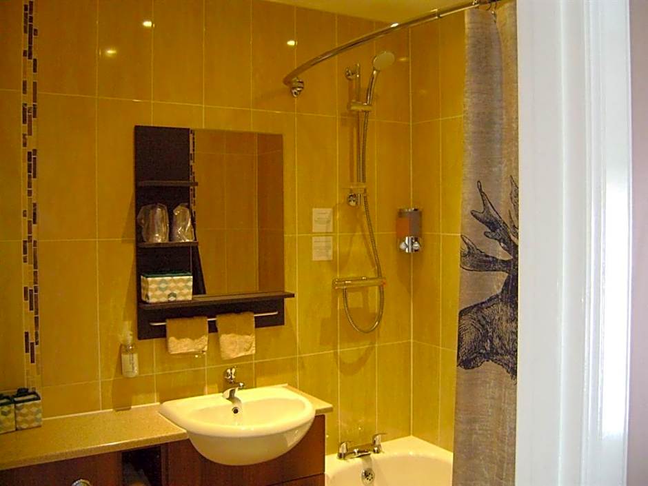 The Commercial Hotel