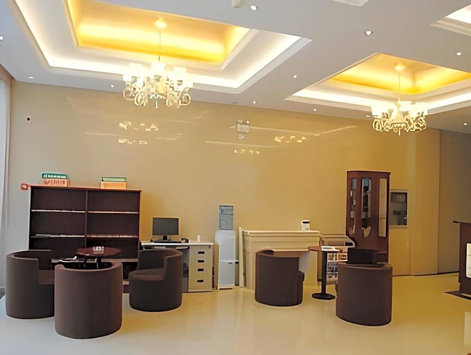 GreenTree Inn Jingjiang Bus Station Express Hotel