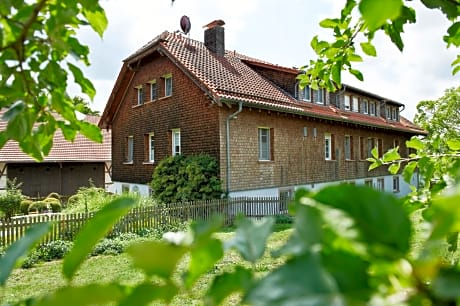 LindenGut Bio Hotel & Bio Herberge