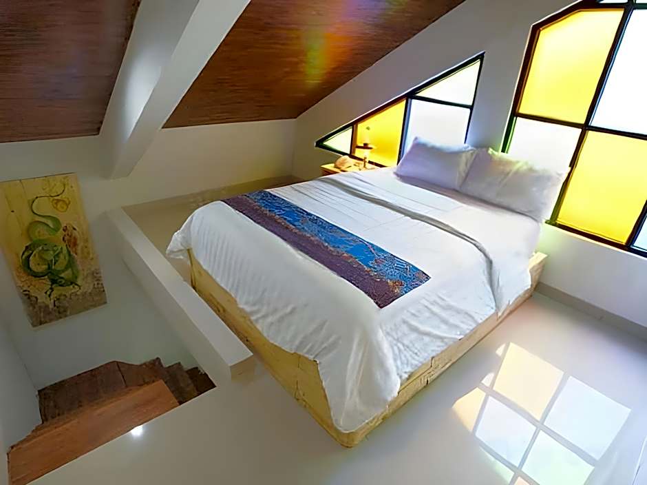 Omah Njonja Bed & Brasserie