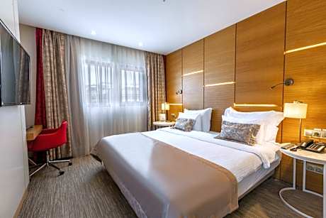 Superior Double or Twin Room with Sea View