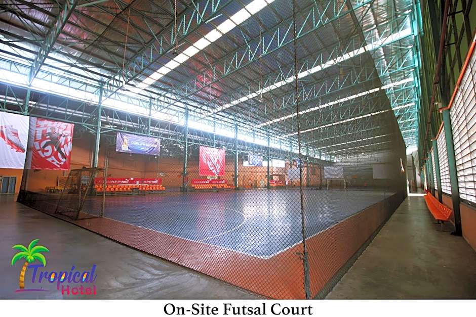 Tropical Hotel Kota Damansara