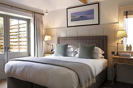 Deluxe Double Room with Patio