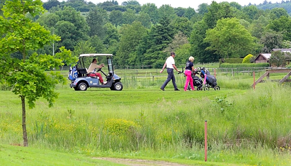 Apartments Golfpark Schlossgut Sickendorf