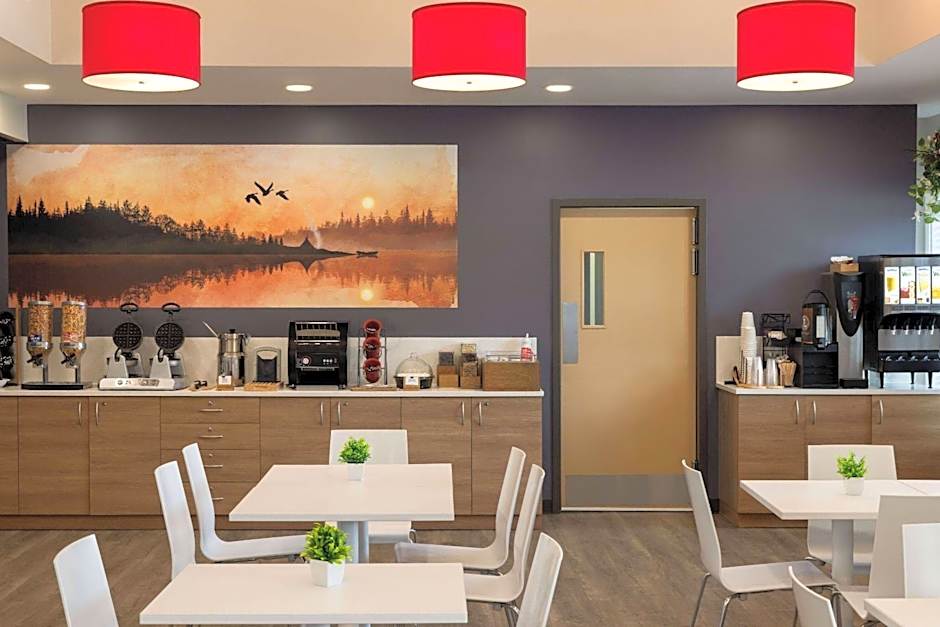 Microtel Inn and Suites by Wyndham Val d Or