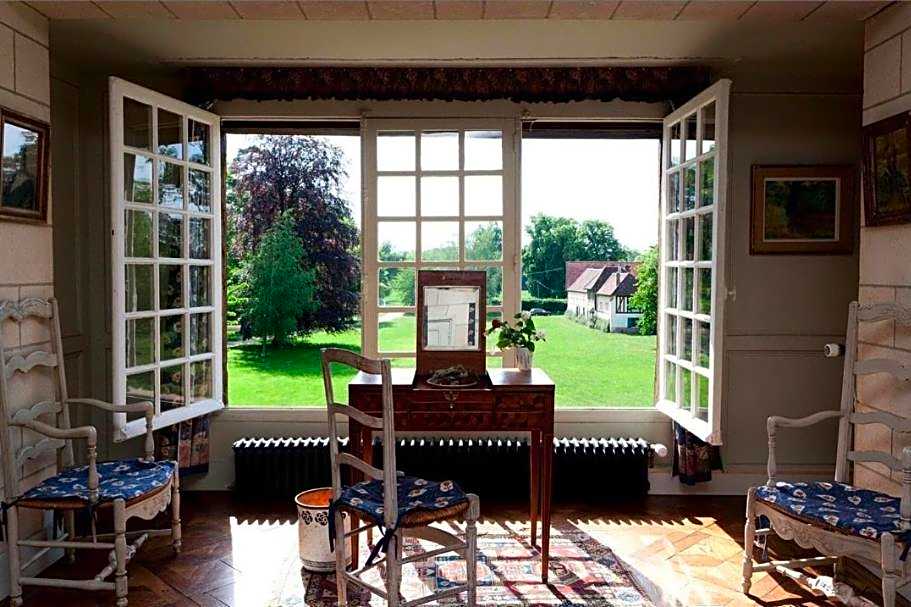 Chambres d'Hôtes Manoir de Beaumarchais