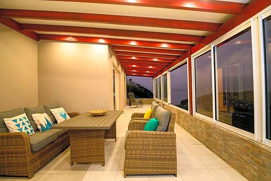 Magnifique T2 au Trois ilets avec vue Panoramique