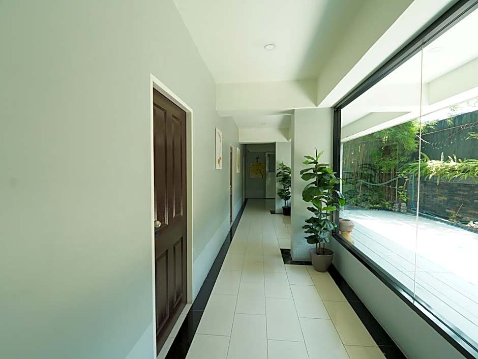 RoomQuest Bangkok Don Mueang Airport