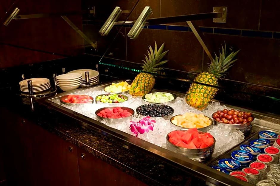DoubleTree by Hilton Norwalk