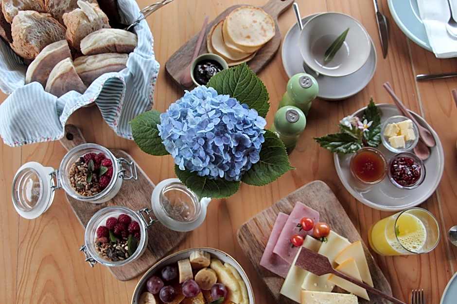 Furnas Lake Forest Living