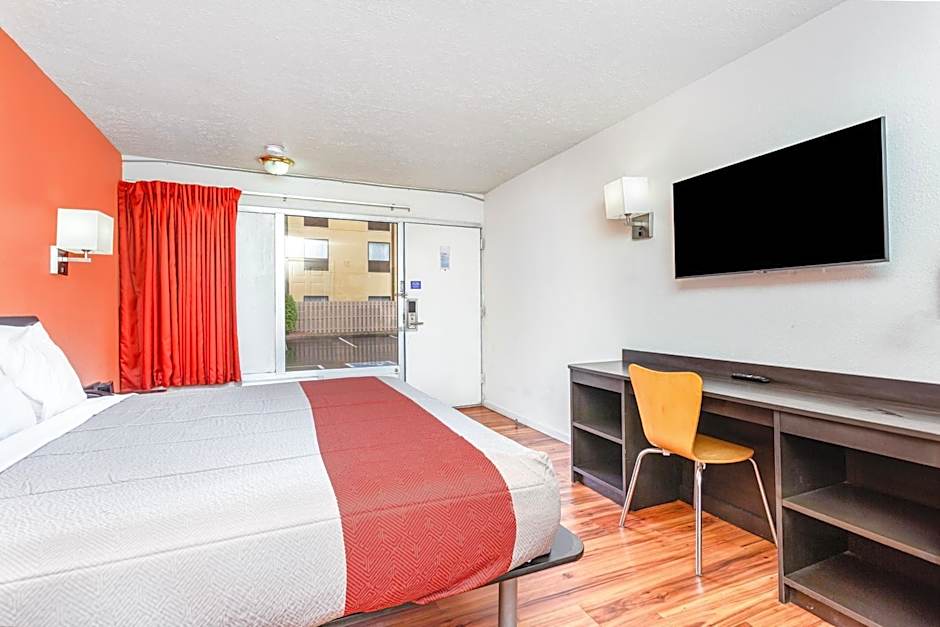 Relax Inn by OYO Columbus OH I 70